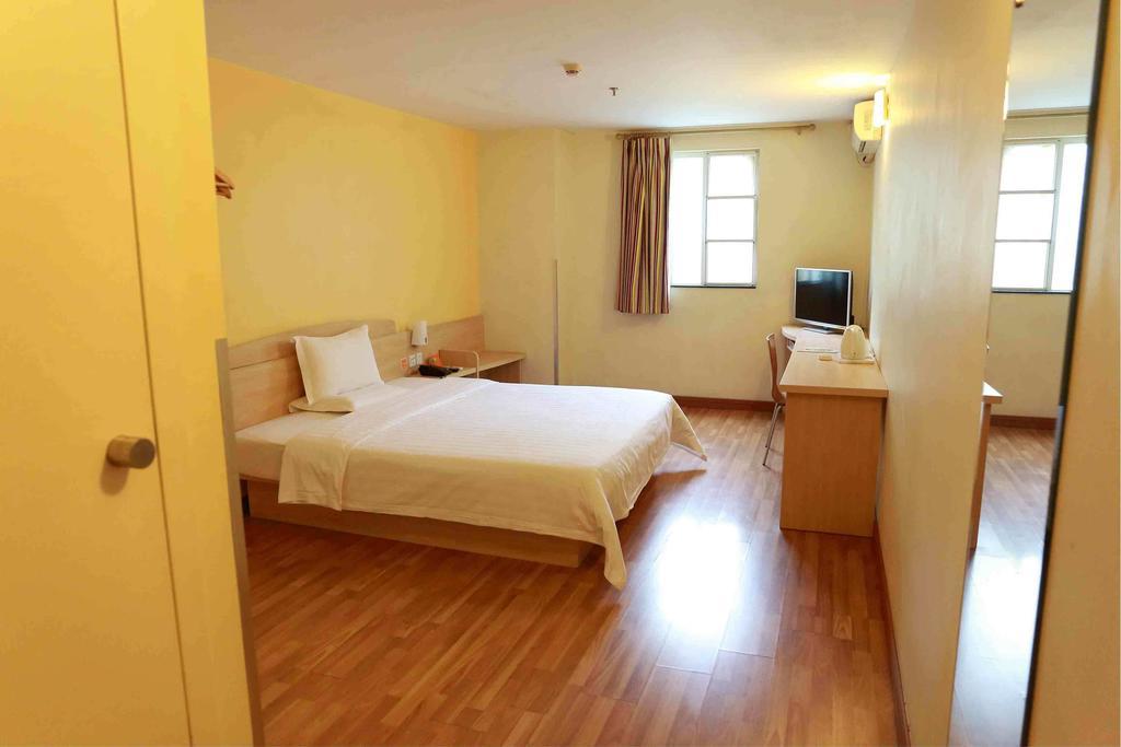 7Days Inn Dalian Heishijiao Software Park Værelse billede
