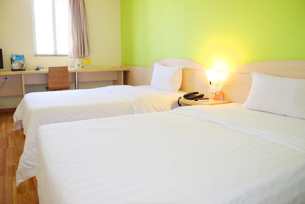 7Days Inn Dalian Heishijiao Software Park Eksteriør billede