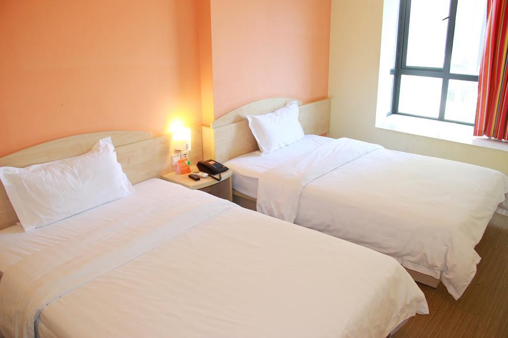 7Days Inn Dalian Heishijiao Software Park Eksteriør billede